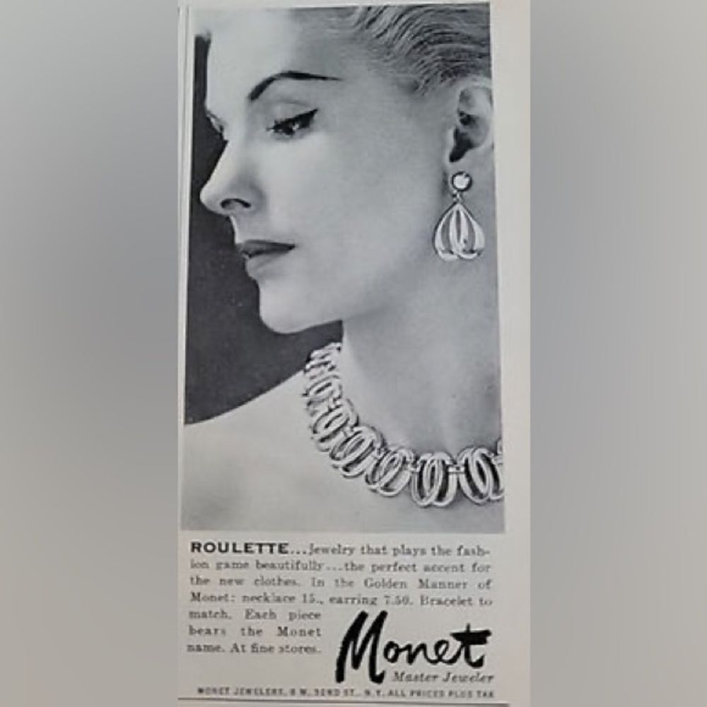 Monet Vintage Roulette Gold Tone Oval Link Collar Necklace. Circa 1956. - Picture 9 of 9